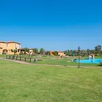 Üdülőközpont Valtur Baia Dei Pini 4*