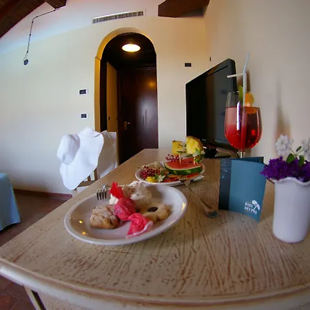 Valtur Baia Dei Pini