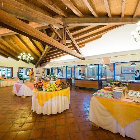 Resort Valtur Baia Dei Pini 4*