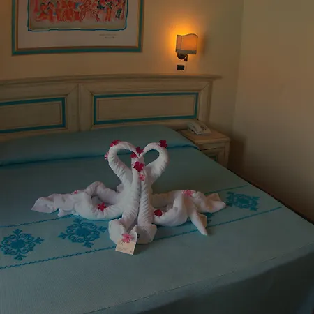 Valtur Baia Dei Pini בודוני