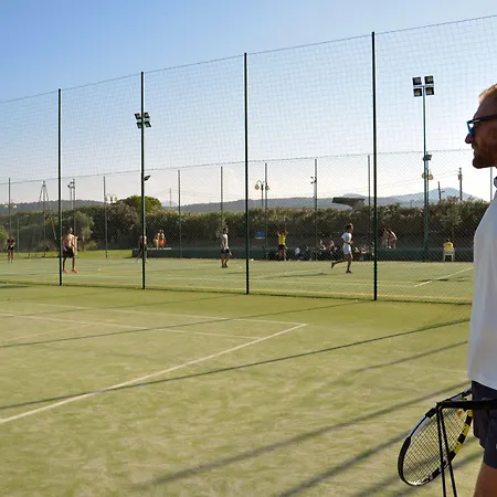 Valtur Baia Dei Pini 부도니