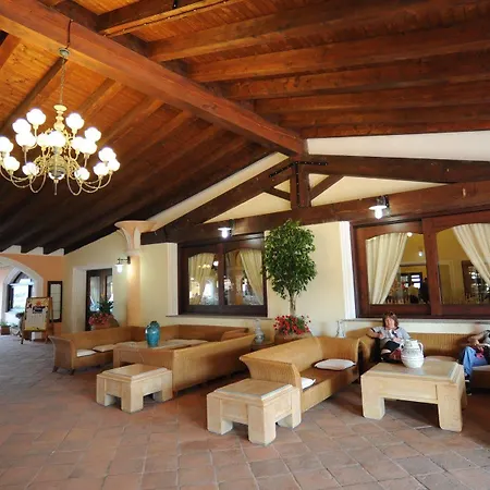Semesteranläggning (resort) Valtur Baia Dei Pini 4*
